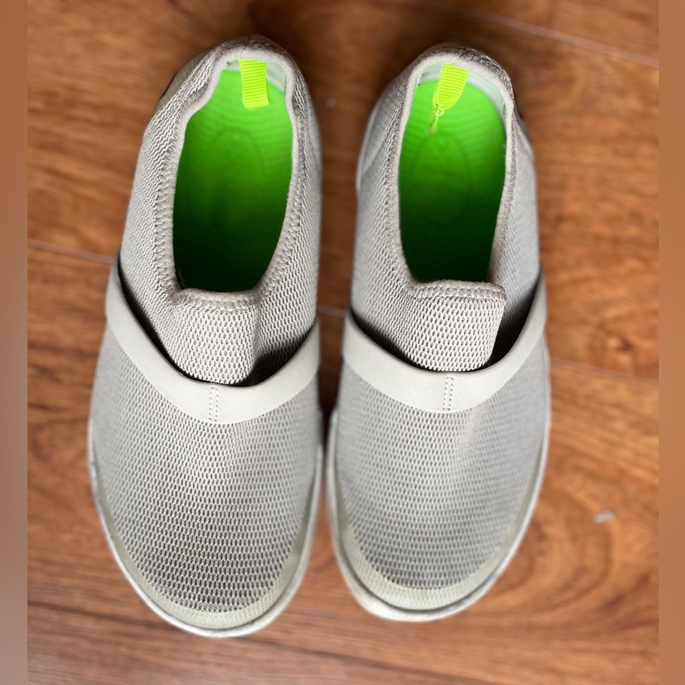 OOFOS GRAY UNISEX 8
